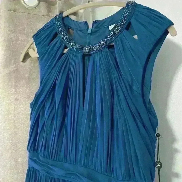 Adrianna Papell Women’s Dress - Picture 2 of 8